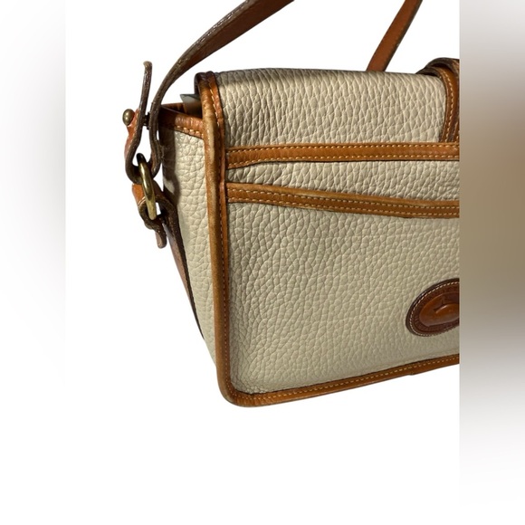 Dooney & Bourke Equestrian R56 Binocular Handbag Vintage Bone/Tan - Picture 16 of 16